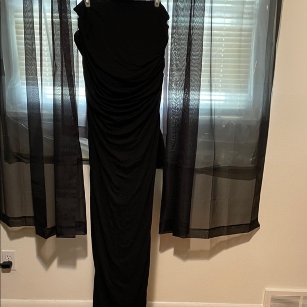 Naked Wardrobe Elegant Black Strapless Dress